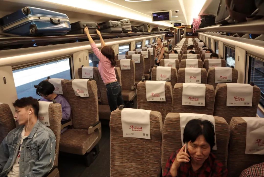 北京到香港(北京到香港坐飞机多长时间) 北京到香港(北京到香港坐飞机多长时间)